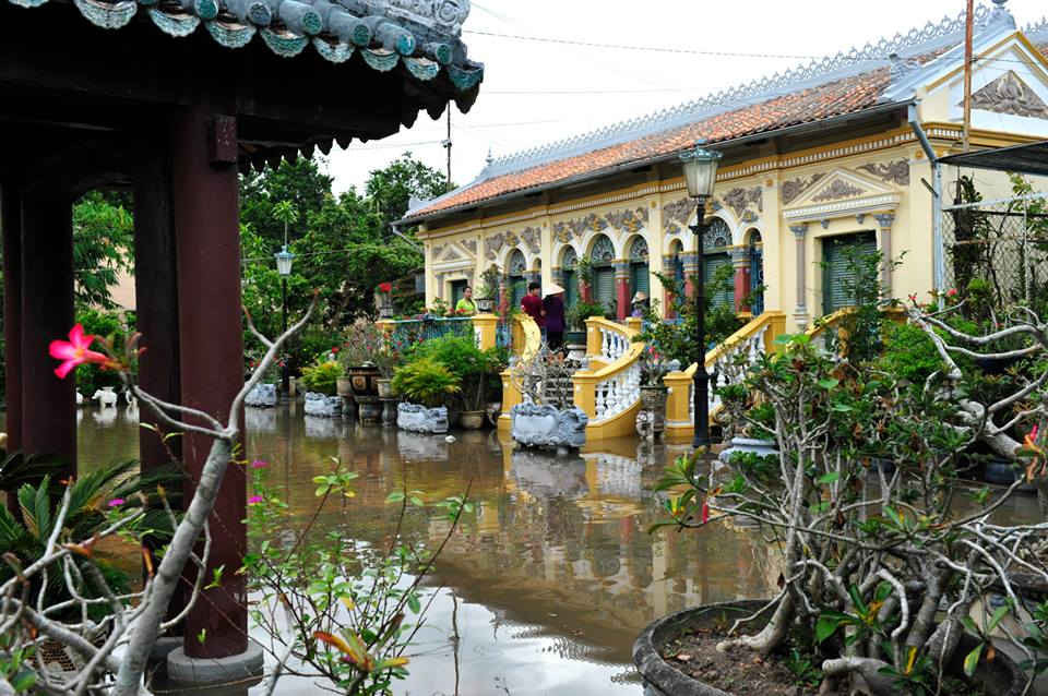 Triều cường gây ngập lụt trong nội thành TP Cần Thơ 