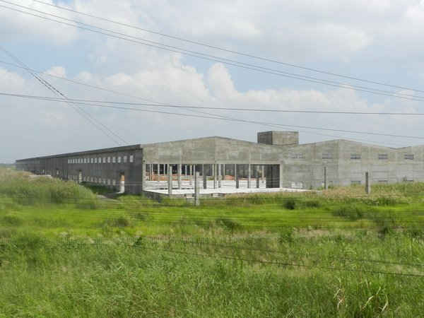  “Siêu dự án” nhà máy giấy và bột giấy Lee & Man “ôm” 270ha đất trong Cụm công nghiệp tập trung Phú Hữu A, quá hạn 5 năm, vẫn đang “án binh bất động”.