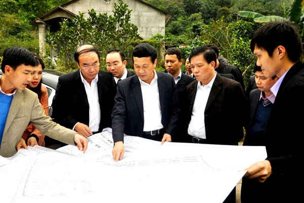 Ông Nguyễn Văn Thành, Phó Chủ tịch UBND tỉnh Quảng Ninh khảo sát tại Dự án