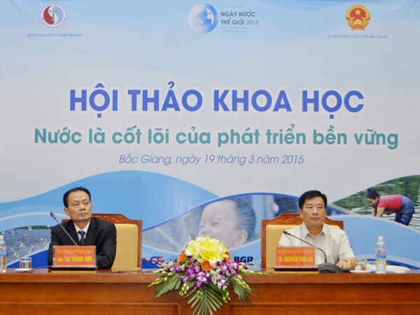 Thứ trưởng Bộ TN&MT Nguyễn Thái Lai chủ trì Hội thảo