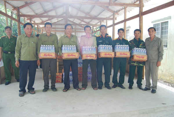 Lãnh đạo tỉnh Cà Mau đến thăm, động viên lực lượng kiểm lâm viên vườn Quốc gia U Minh Hạ thực hiện tốt công tác kiểm tra, phòng chống cháy rừng