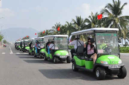 Đà Nẵng đang phát triển hệ thống xe điện thân thiện với môi trường