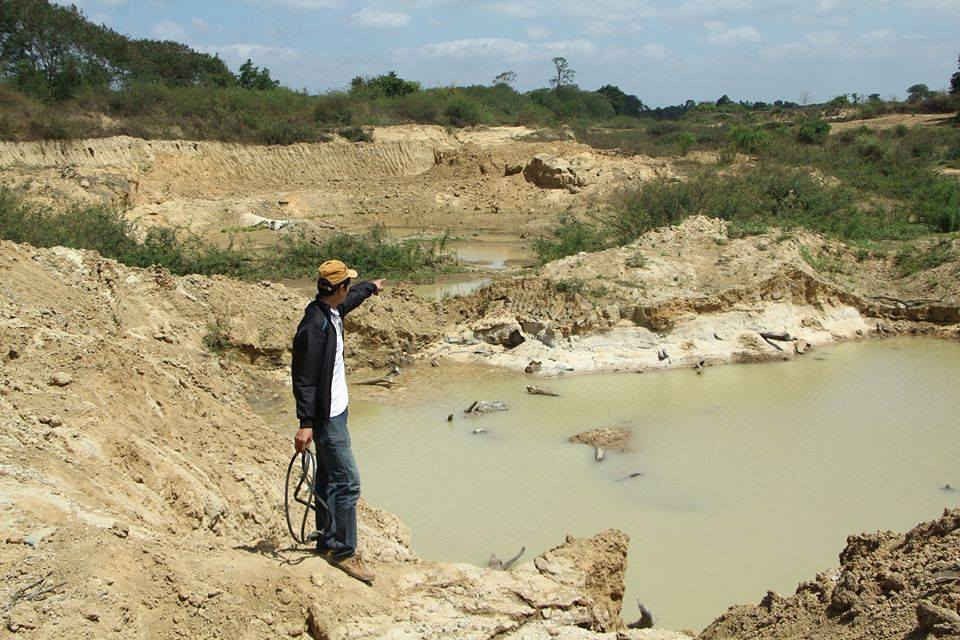 Nhiều sông, hồ thủy lợi ở Đắk Lắk, Đắk Nông đã cạn trơ đáy