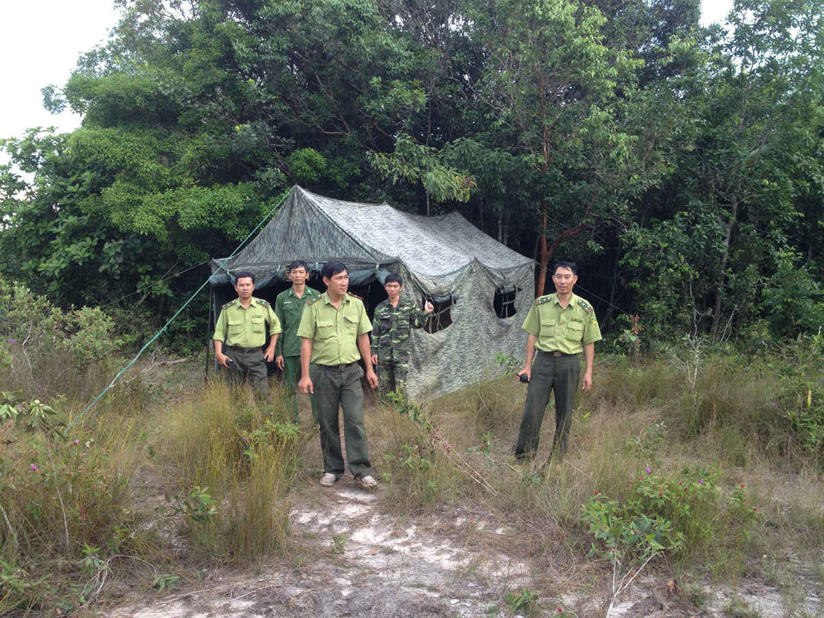  Lực lượng kiểm lâm, bộ đội đóng quân tại những khu vực rừng dễ cháy