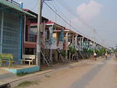 Khu dân cư vượt lũ, xã Nhơn Nghĩa A, huyện Châu Thành A, tỉnh Hậu Giang.