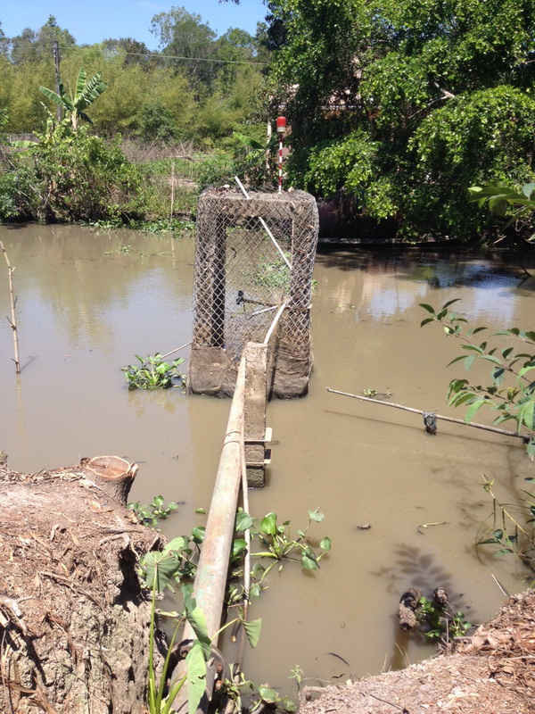 Trạm cấp nước xã Hòa An lấy nguồn nước ô nhiễm của dòng kênh để xử lý