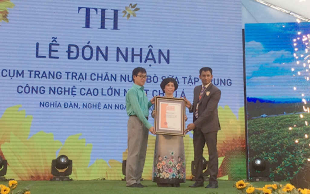 TH True Milk đón nhận Huân chương Lao động hạng Ba và Kỷ lục Châu Á