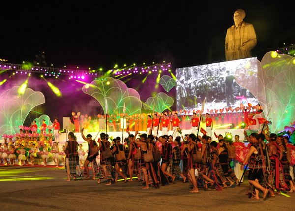 Lễ hội làng sen toàn quốc năm 2015