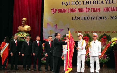 Phó Thủ tướng Hoàng Trung Hải dự Đại hội thi đua yêu nước lần thứ 4 Tập đoàn Công nghiệp Than và Khoáng sản Việt Nam