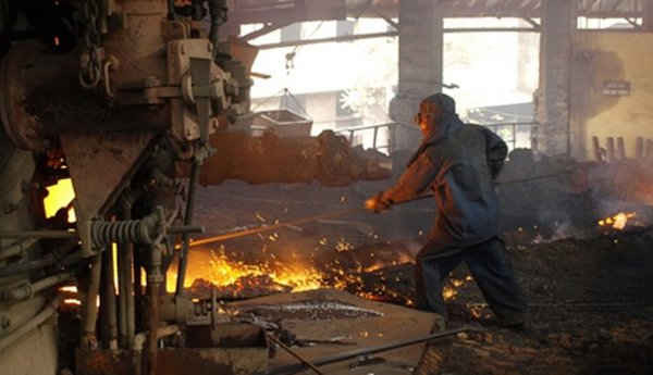  Ngành sản xuất thép với truyền thống trên 20 năm vẫn dùng công nghệ cũ