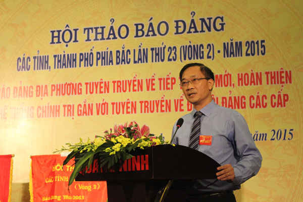 Ông Vũ Hồng Thanh, Phó Bí thư Tỉnh ủy Quảng Ninh phát biểu tại Hội thảo. 