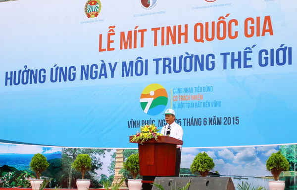 Bộ trưởng  Bộ TN&MT Nguyễn Minh Quang phát biểu tại buổi lễ
