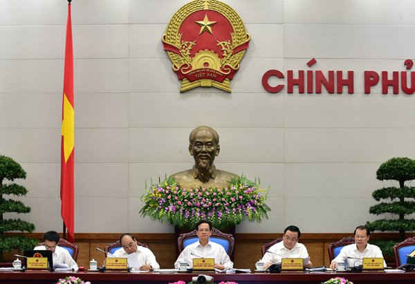Thủ tướng Nguyễn Tấn Dũng chủ trì phiên họp thường kỳ Chính phủ tháng 6/2015.