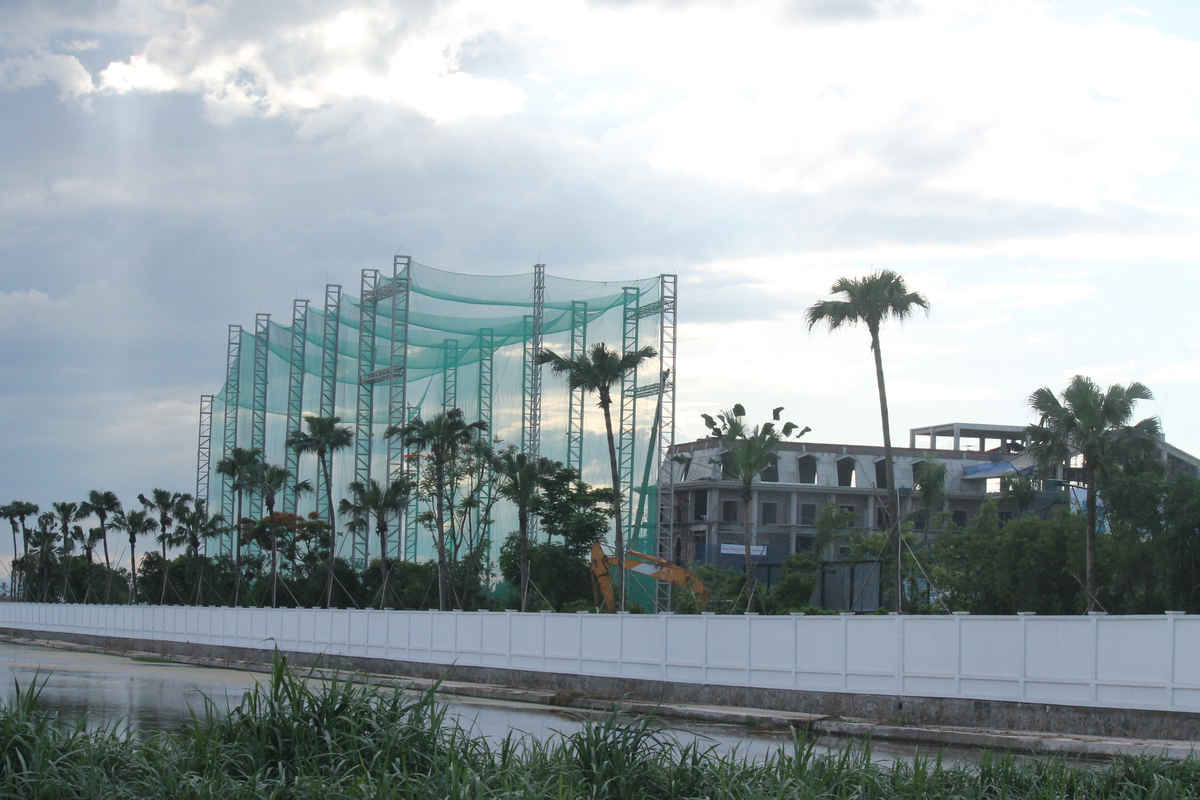 Mặc dù chưa bồi thường, GPMB xong nhưng FLC đã cho xây dựng gần xong các hạng mục của Dự án FLC Vĩnh Thịnh Resort