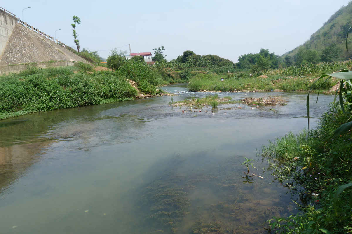 Nguồn nước mặt suối Nậm Pàn (huyện Mai Sơn) bị ô nhiễm nghiêm trọng do hoạt động sản xuất  từ CTCP Mía đường Sơn La