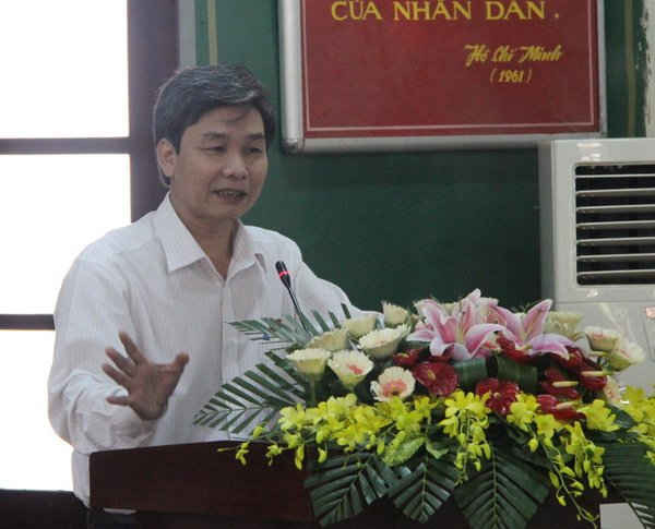 Đại biểu Phạm Thanh Hùng - Chủ tịch HĐND huyện Buôn Đôn cho rằng các dự án trồng rừng và trồng cao su kém hiệu quả