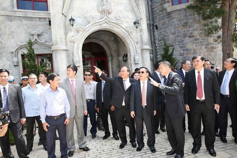 Thủ tướng Lào đến thăm Bà Nà Hills và làm việc với tập đoàn Sun Group