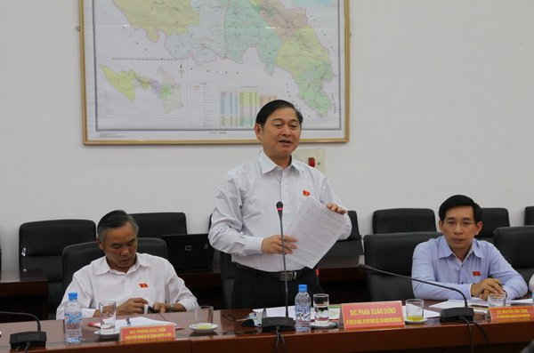 Ông Phan Xuân Dũng - Chủ nhiệm Ủy ban Khoa học và Công nghệ của Quốc hội phát biểu tại buổi làm việc