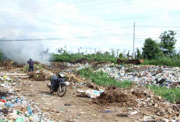 Bãi rác thải huyện Cư M’gar ô nhiễm nghiêm trọng