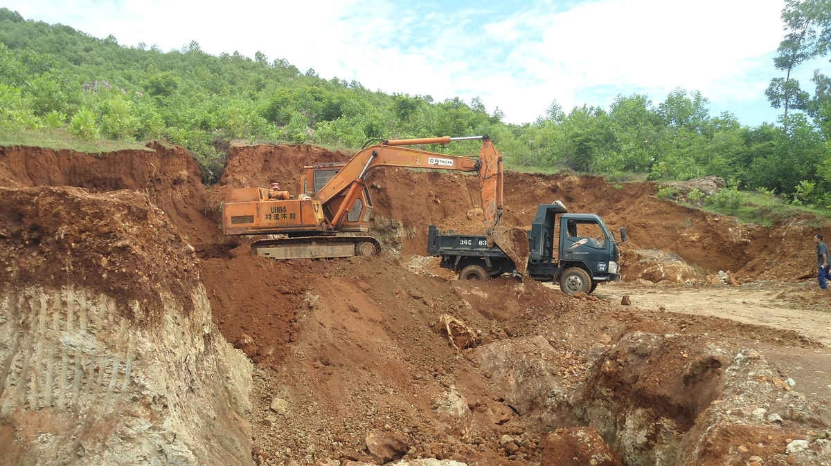 Giấy phép hết hạn nhưng Công ty Anh Dũng ngang nhiên đục khoét tài nguyên