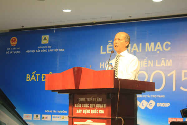 Ông Nguyễn Trần Nam, Chủ tịch Hiệp hội BĐS Việt Nam phát biểu khai mạc Hội chợ.