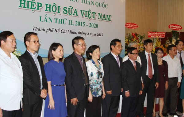 Ban chấp hành khóa II (nhiệm kỳ 2015-2020) của Hiệp hội Sữa Việt Nam ra mắt Đại hội