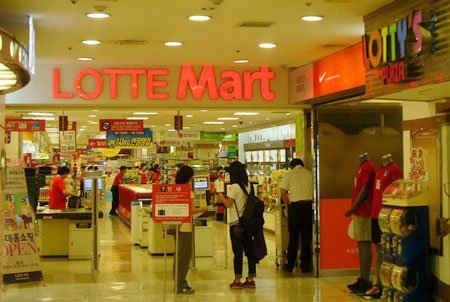 Thị trường bán lẻ Việt Nam "hút" các thương hiệu quốc tế mới