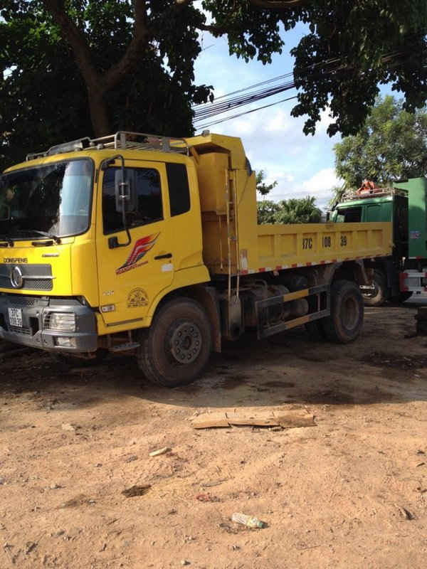 Chiếc xe tải mang BKS 37C – 10839 buộc phải cắt thùng xe vì tự ý cơi nới