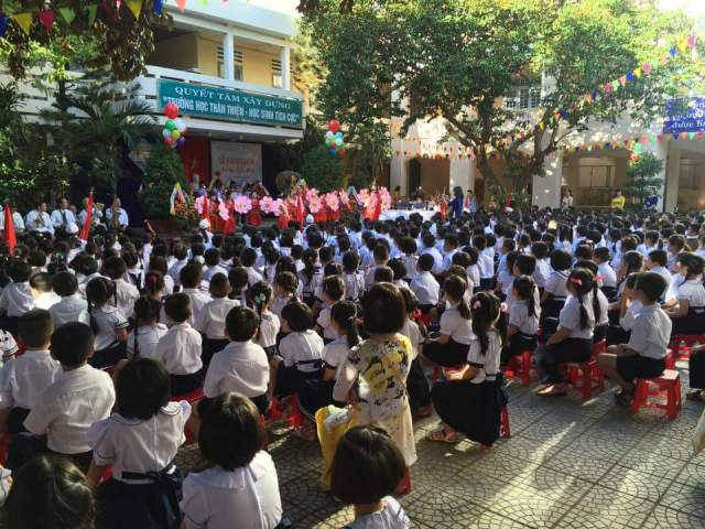 Lễ khai giảng trường Tiểu học Hoàng Văn Thụ