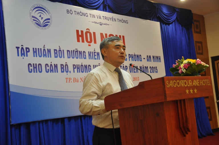Thứ trưởng Bộ TT-TT  Nguyễn Minh Hồng phát biểu tại Hội nghị