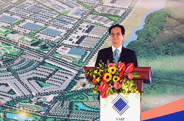 Thủ tướng Chính phủ Nguyễn Tấn Dũng phát biểu tại lễ khởi công 