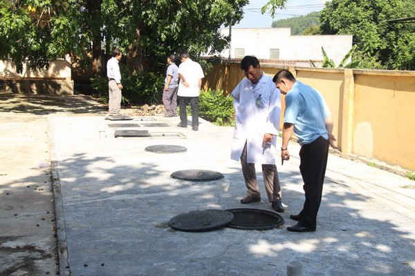 Nước thải y tế sau xử lý được cho thấm xuống đất tại bệnh viện đa khoa Ea Kar