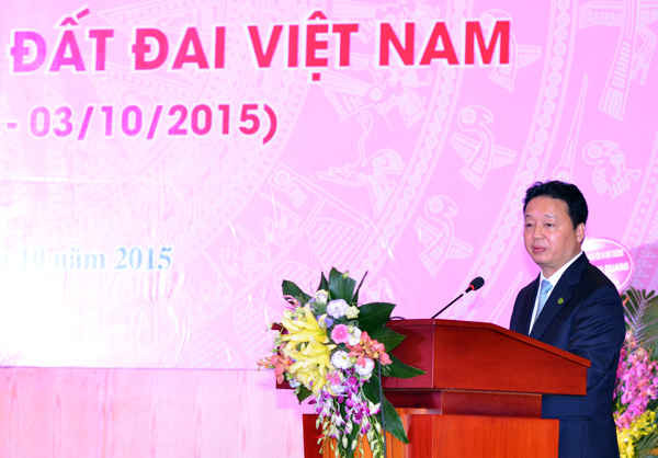 Thư trưởng Bộ TN&MT Trần Hồng Hà phát biểu tại buổi Lễ