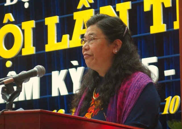Đồng chí Tòng Thị Phóng – Uỷ viên Bộ Chính trị, Phó Chủ tịch Quốc hội phát biểu chỉ đạo Đại hội