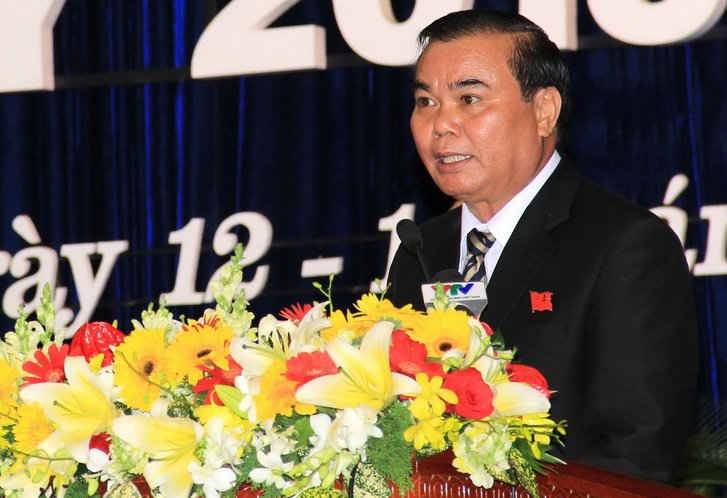 Đồng chí Êban Y Phu tiếp tục được tín nhiệm bầu giữ chức Bí thư Tỉnh uỷ Đắ k Lắk khóa XVI, nhiệm kỳ 2015-2020