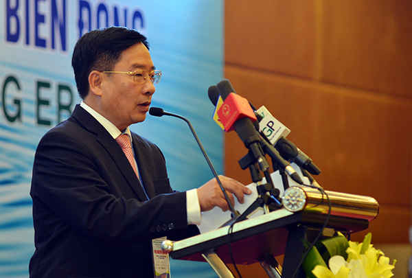 Thứ trưởng Bộ TN&MT Nguyễn Thái Lai phát biểu khai mạc hội thảo