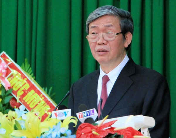 Ông Đinh Thế Huynh chỉ đạo Đại hội đại biểu Đảng bộ tỉnh Vĩnh Long lần thứ X