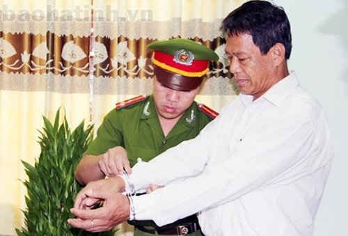 Nguyên Giám đốc công ty Cao su Hà Tĩnh lĩnh án