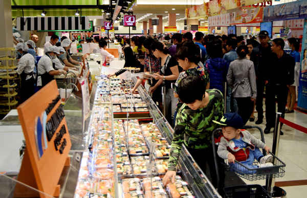 Quầy bán sản phẩm Sushi được nhiều người quan tâm