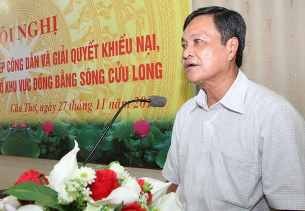 Ông Phạm  Vũ Hồng - Chủ tịch UBND tỉnh Kiên Giang phát biểu tại hội nghị