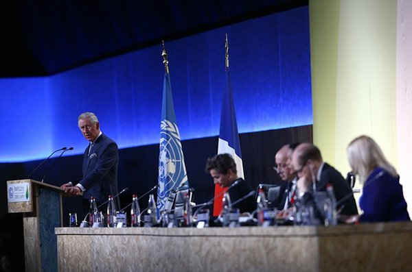 Hoàng tử xứ Wales Charles phát biểu đề dẫn tại lễ khai mạc COP21. Ảnh: Carl Court / Getty Images