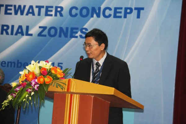 Hiệu trưởng trường Đại học Khoa học Tự nhiên (ĐHQGHN) Nguyễn Văn Nội cho biết Việt Nam hiện có hơn 200 KCN không có hệ thống xử lý nước thải