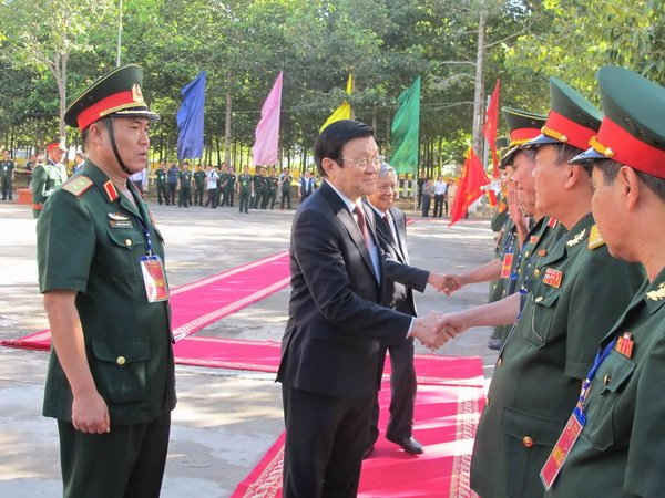 Chủ tịch nước Trương Tấn Sang với Lãnh đạo Quân khu 9