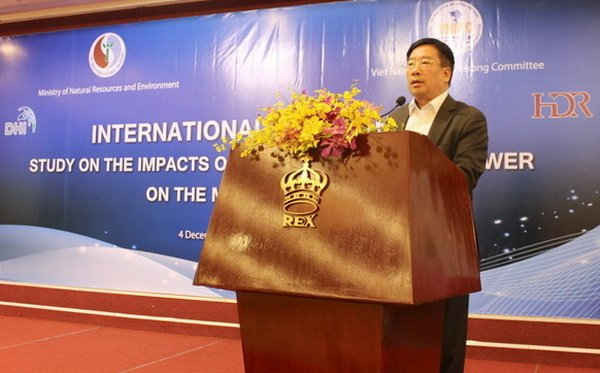 Thứ trưởng Bộ TN&MT Nguyễn Thái Lai - Phó Chủ tịch Ủy ban sông Mê Công Việt Nam phát biểu tại Hội thảo