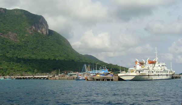 Cảng Bến Đầm - Côn Đảo 