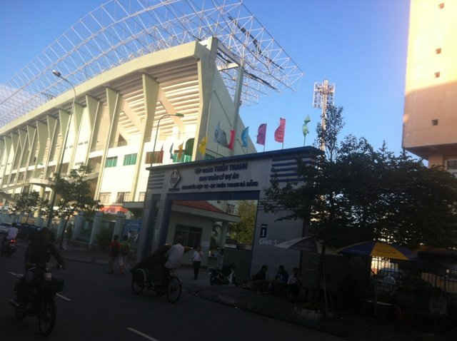 Sân vận động Chi Lăng (TP. Đà Nẵng) đã bị Tập đoàn Thiên Thanh phân thành 10 lô đem thế chấp ngân hàng