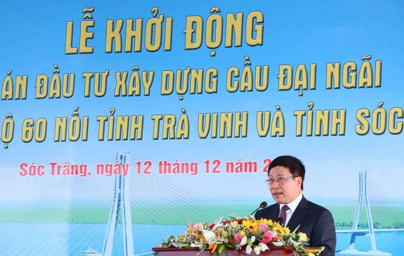 Phó Thủ tướng Chính phủ Phạm Bình Minh phát biểu tại lễ khởi công 