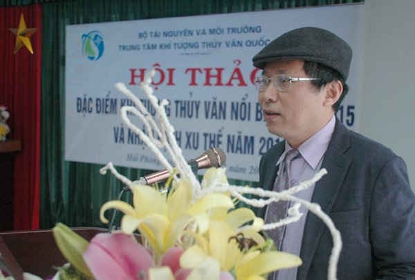 Ông Lê Thanh Hải - Phó Tổng Giám đốc Trung tâm KTTV Quốc gia phát biểu tại hội thảo sáng 18/12 tại Hải Phòng