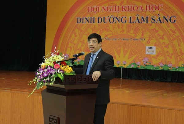 PGS-TS Lương Ngọc Khuê - Cục trưởng Cục Quản lý Khám chữa bệnh phát biểu khai mạc Hội nghị.