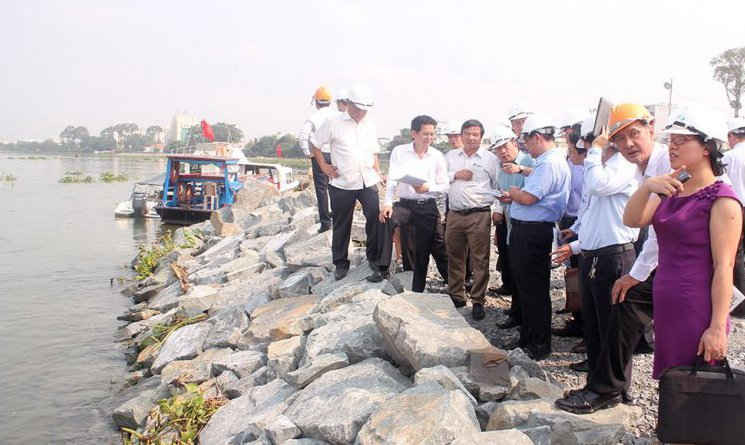 Đoàn công tác Bộ TN&MT kiểm tra thực tế dự án lấn sông Đồng Nai 